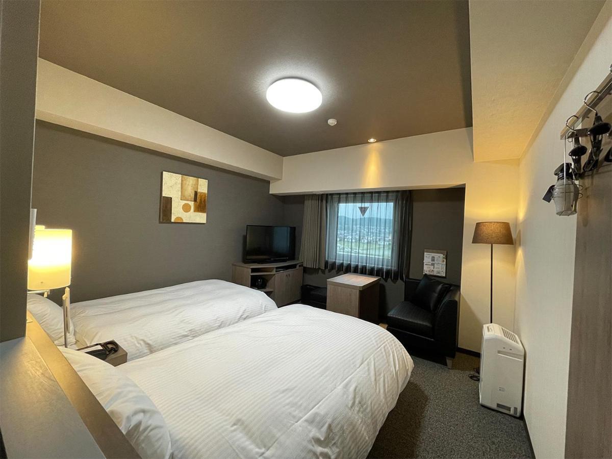 Hotel Route-Inn Saku Minami Inter Екстериор снимка
